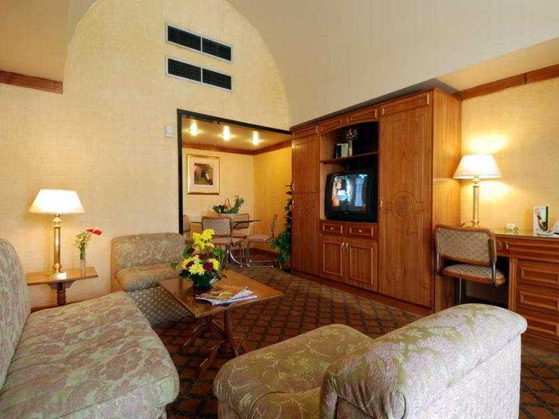 The Oasis Beach Resort Hambantota Extérieur photo