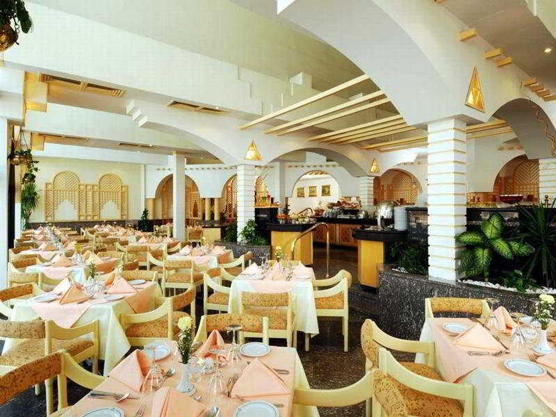 The Oasis Beach Resort Hambantota Extérieur photo