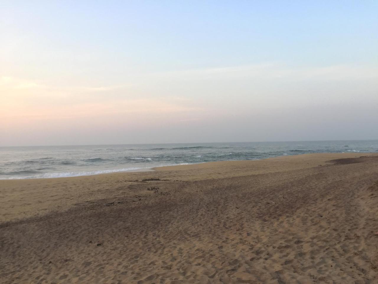 The Oasis Beach Resort Hambantota Extérieur photo